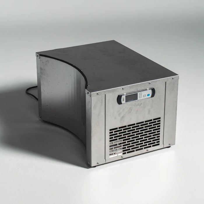 The Cold Life -   Pro Curve Cold Plunge with Chiller
